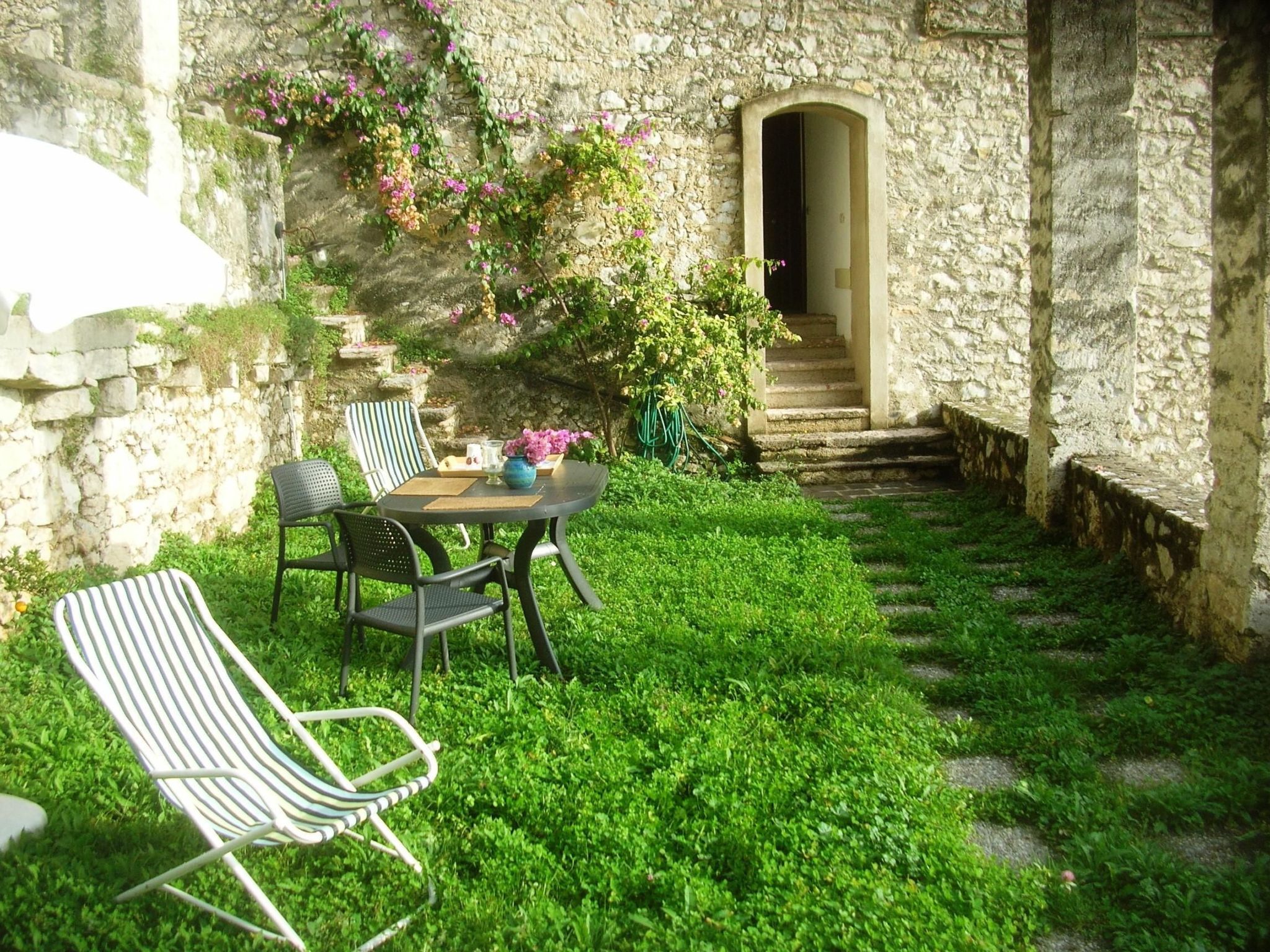 Calamondino Studio Sonne, Entspannung und Seeblick-Binnen