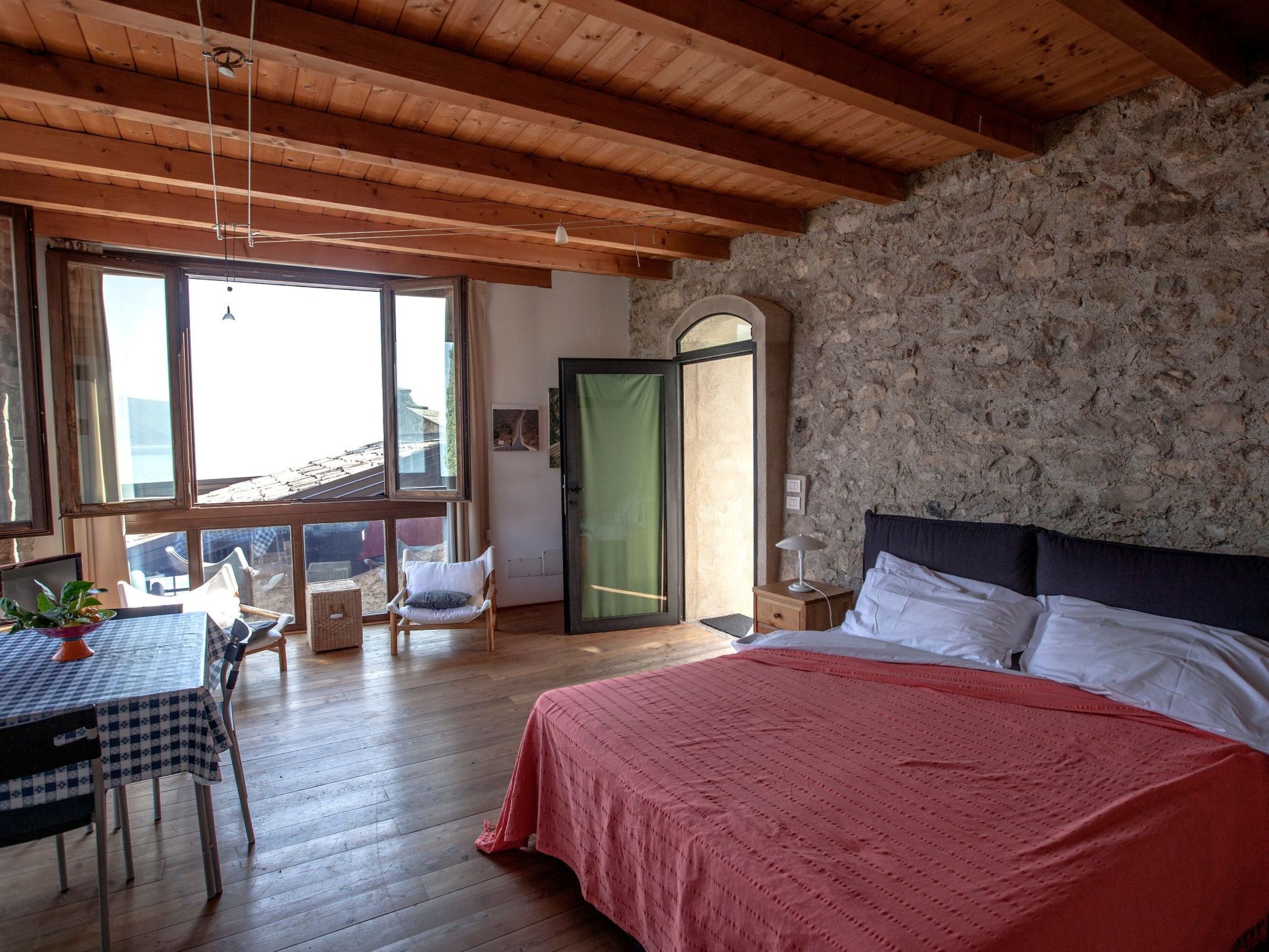 Photo of Kumquat Studio mit Garten- und Seeblick