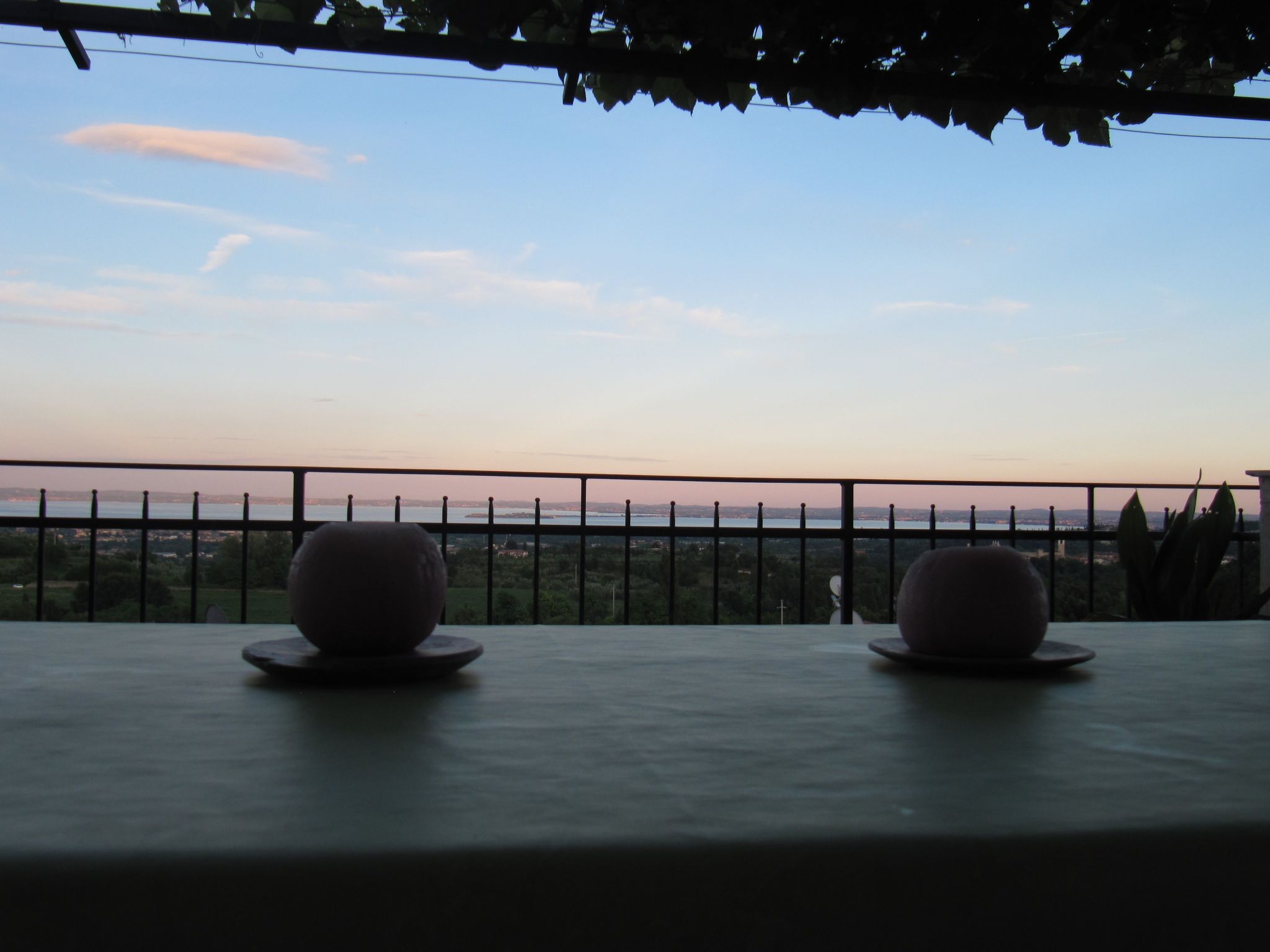 Wohnung mit Blick auf den Gardasee-Binnen