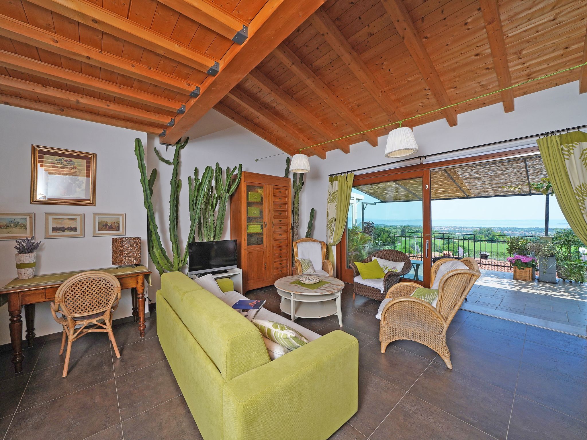 Wohnung mit Blick auf den Gardasee-Binnen