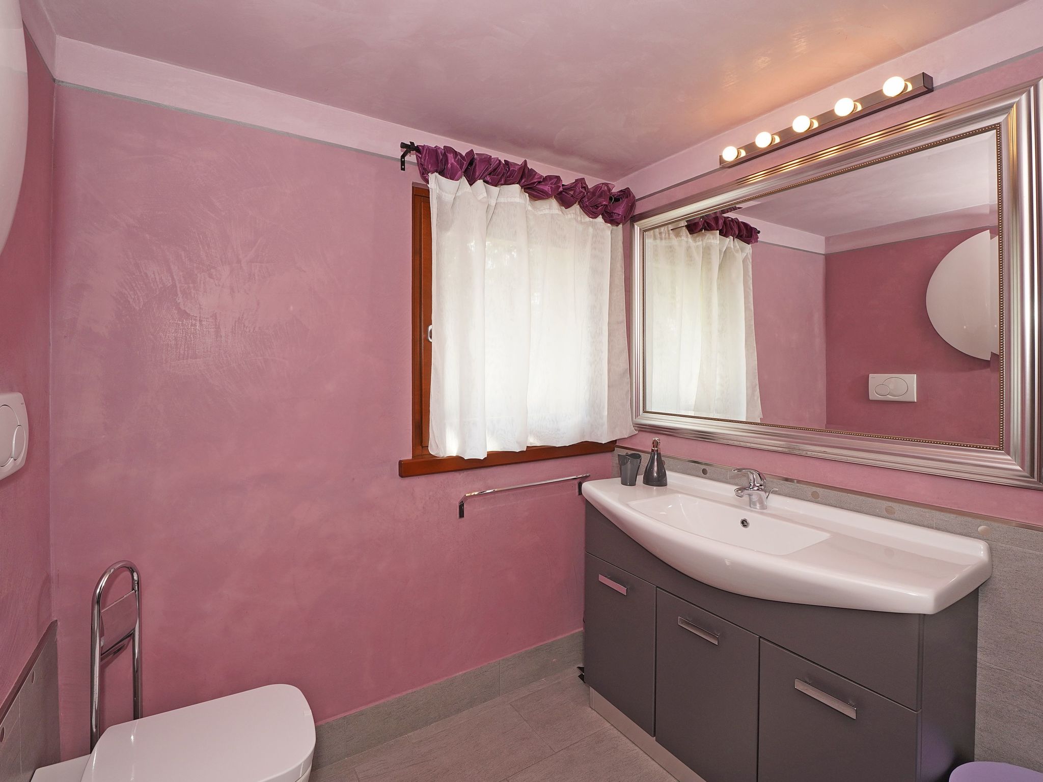 Wohnung mit Blick auf den Gardasee-Binnen