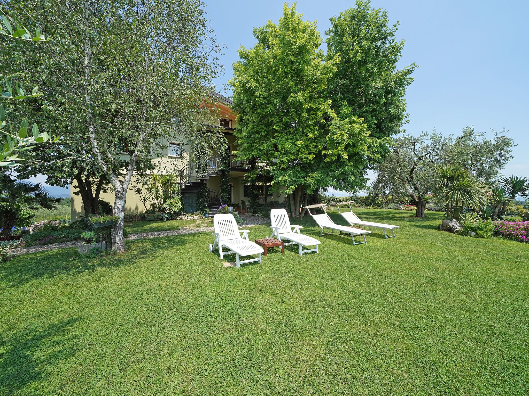 Wohnung mit Blick auf den Gardasee-Binnen