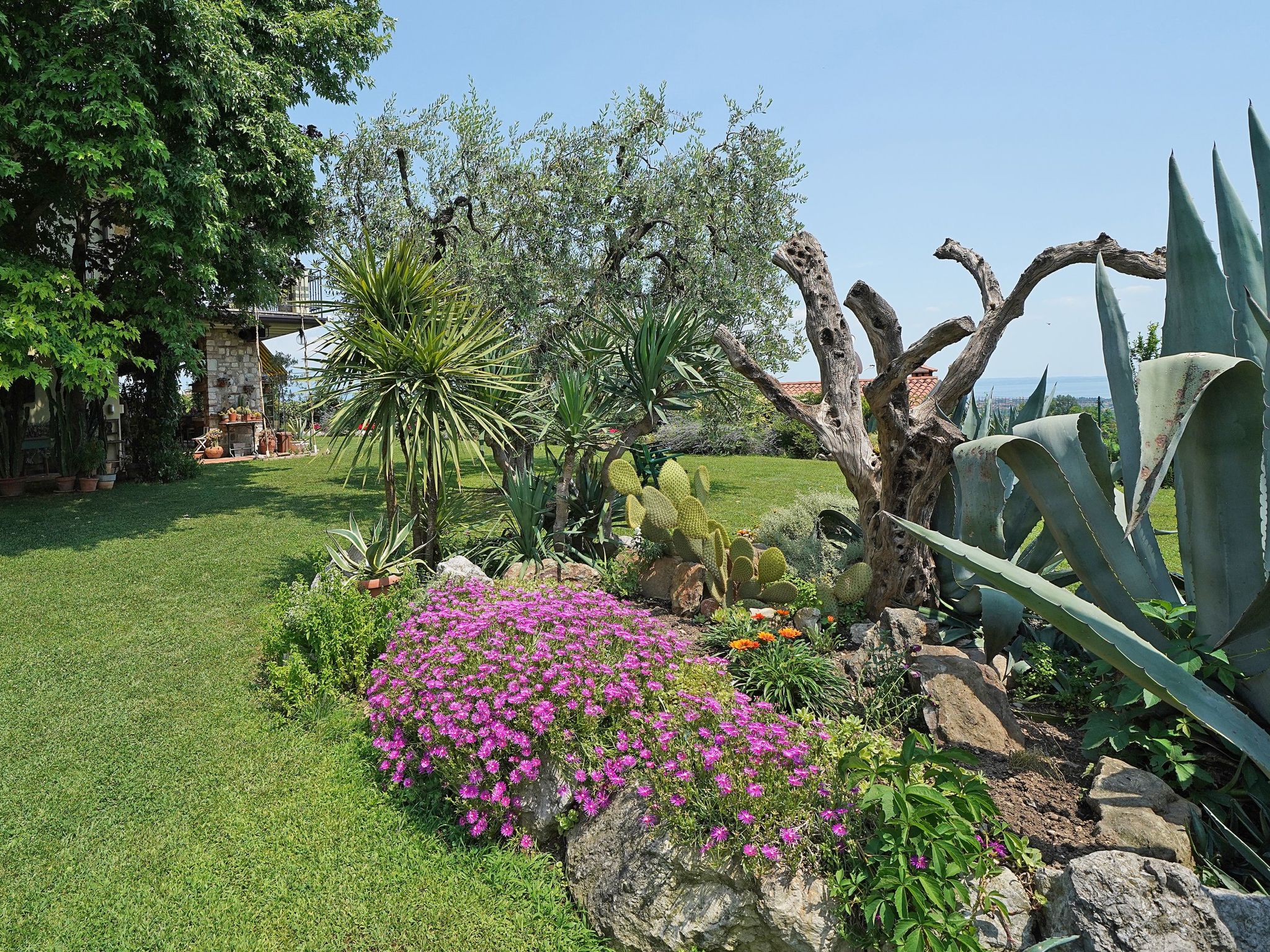 Wohnung mit Blick auf den Gardasee-Binnen