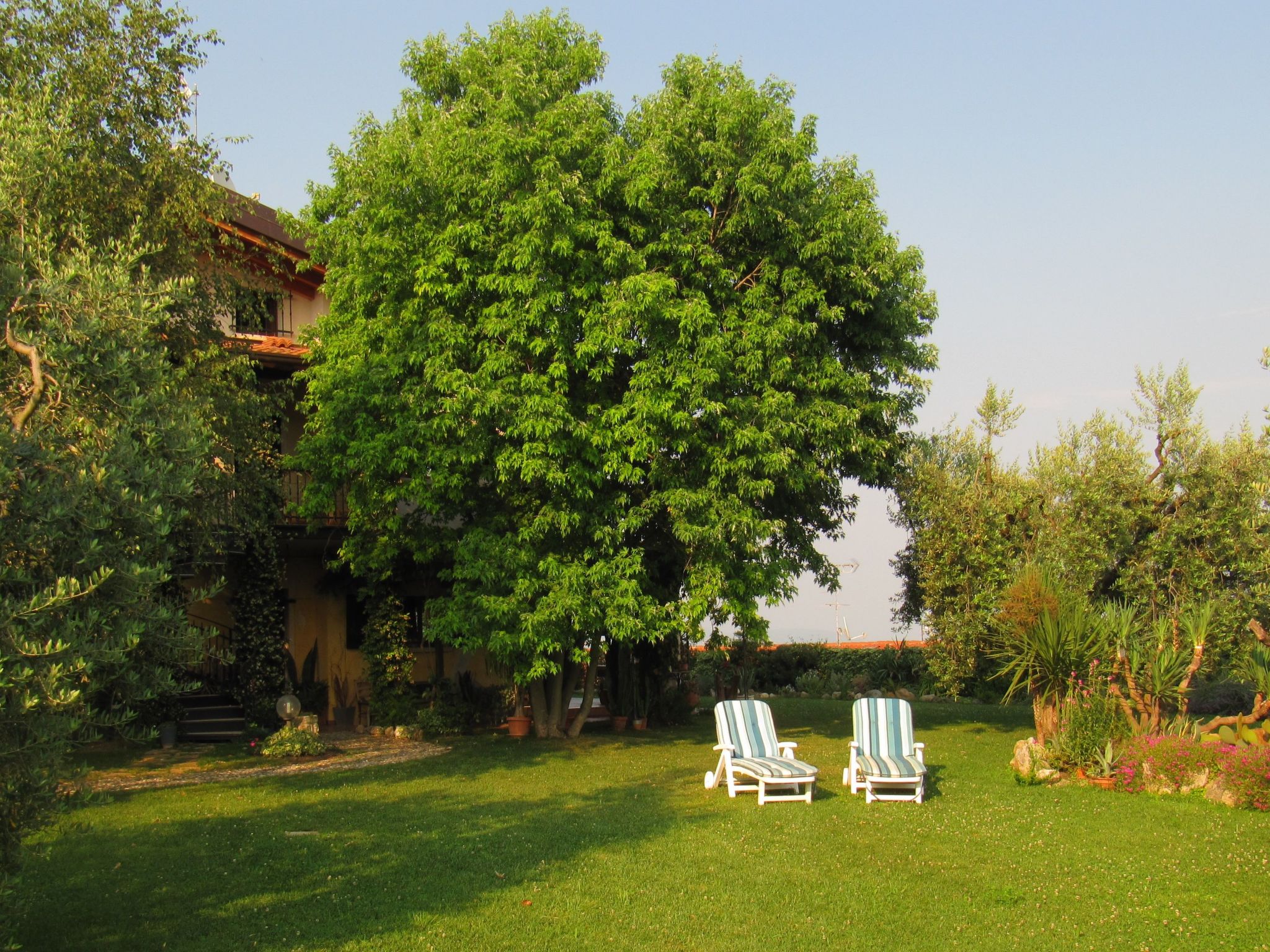 Wohnung mit Blick auf den Gardasee-Binnen