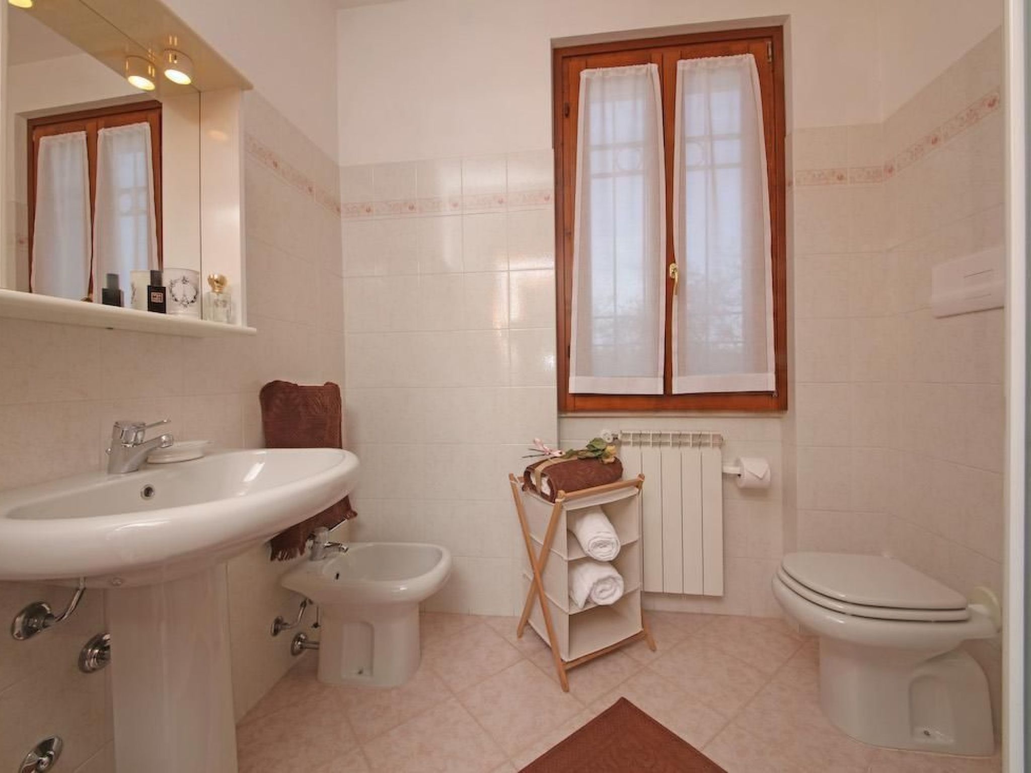 Photo of Wohnung mit Privatparkplatz und Aussicht