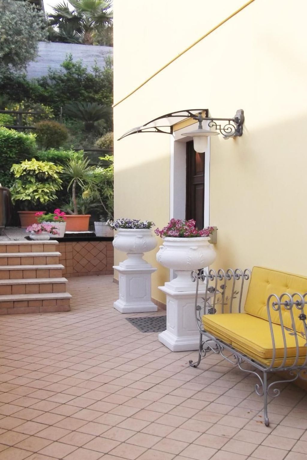 Villa Paradiso, 200 m² Ferienhaus-Binnen