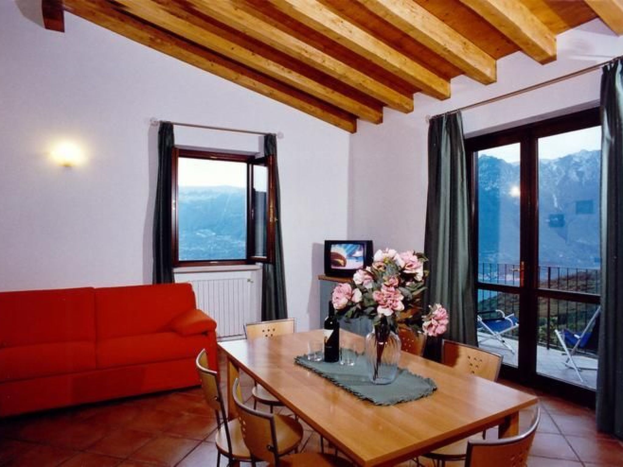 Zwei-Zimmer-Wohnung mit Garten'-Binnen