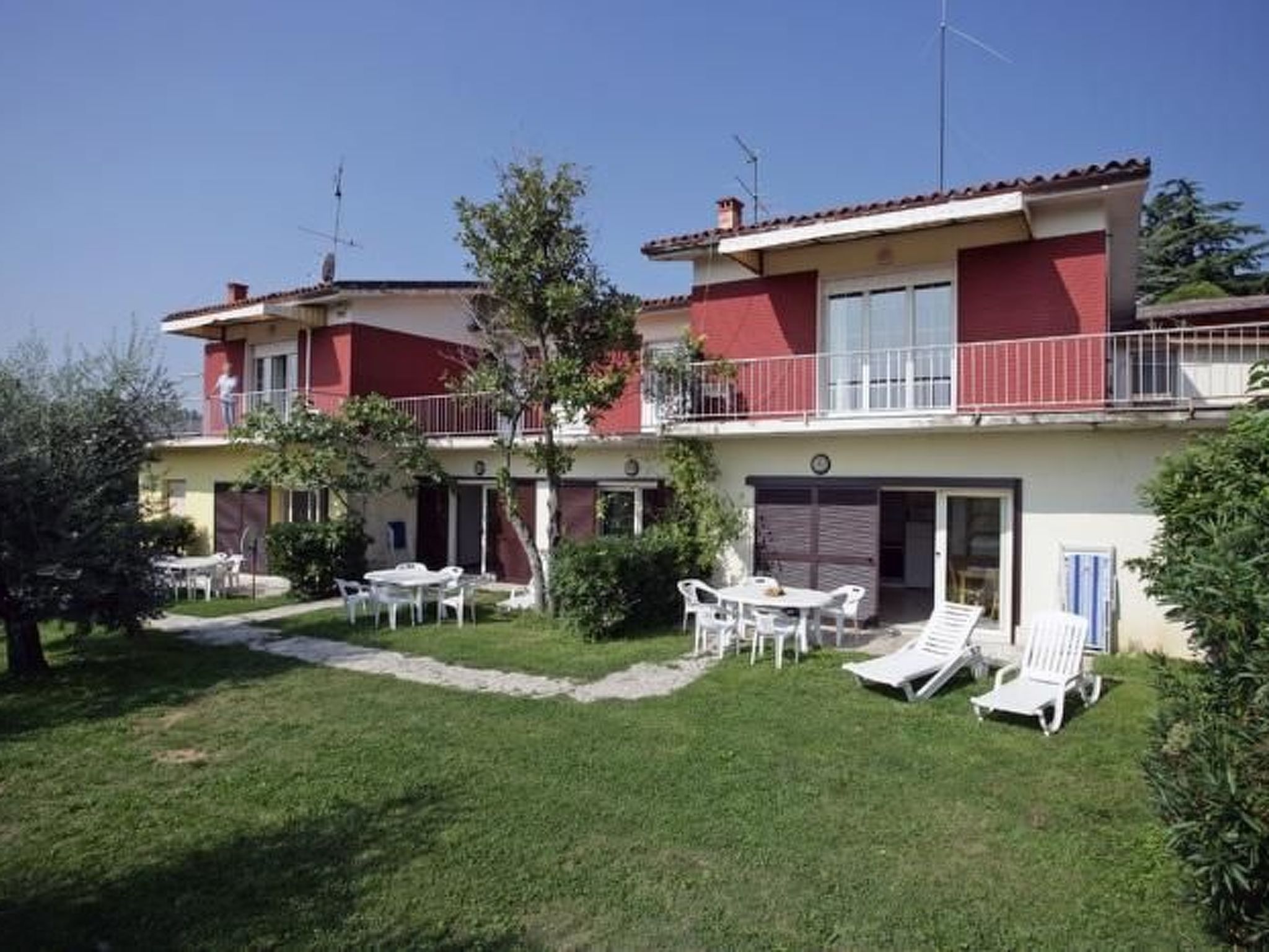 Dreizimmerwohnung in Villa eine Ebene-Inside