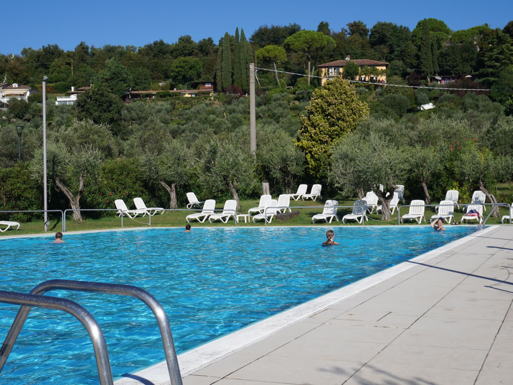 Dreizimmerwohnung in Villa eine Ebene-Inside