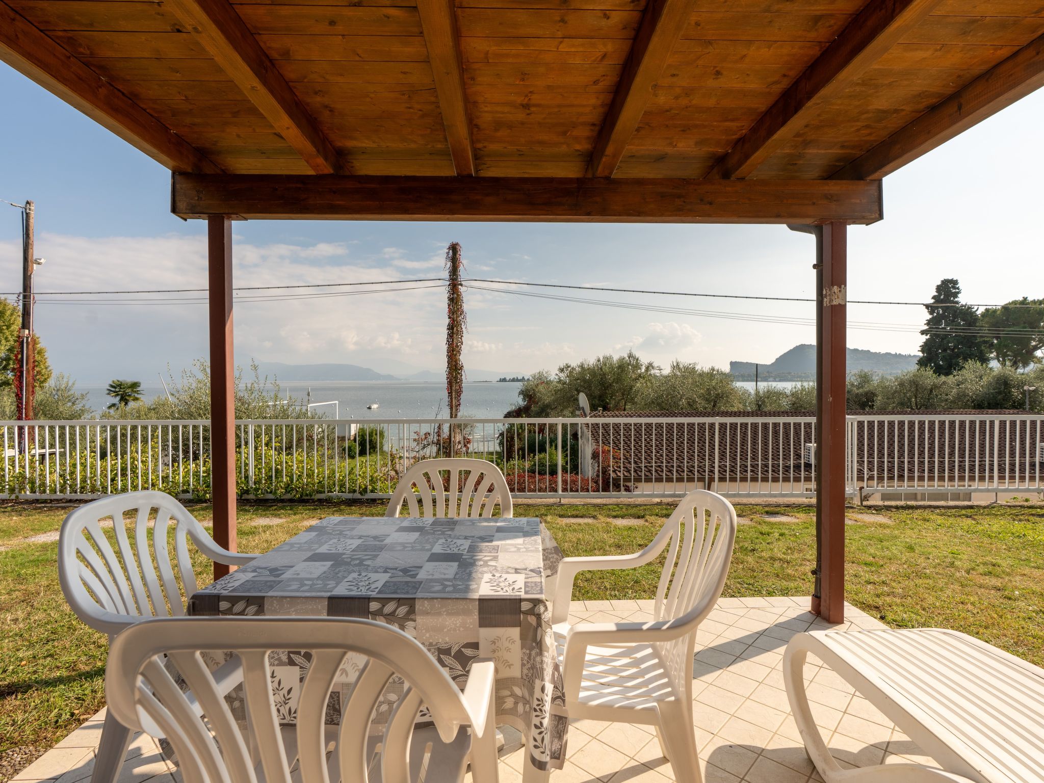 Zwei-Zimmer-Appartement in Villaggio Sanghen-Binnen