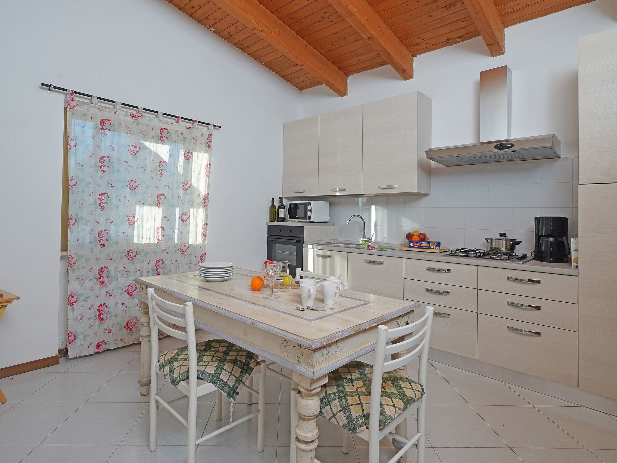 Appartement in Villaggio Sanghen mit Garten, Terrasse und gemeinsamem Pool-Inside