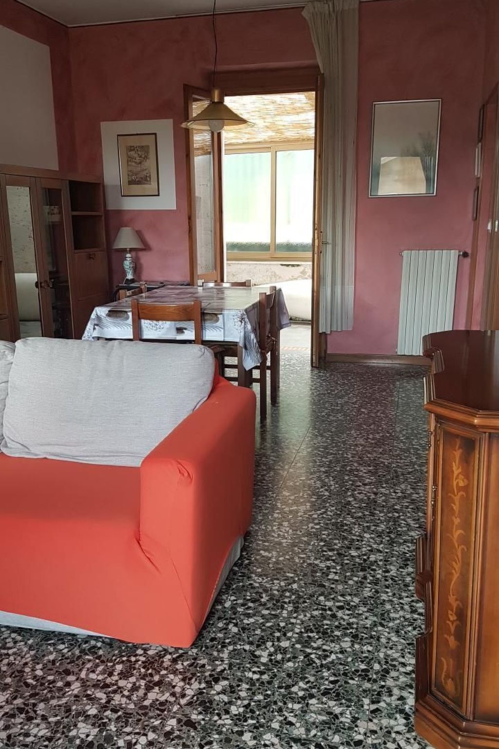 In Salò mit Grill, Terrasse und Garten-Binnen