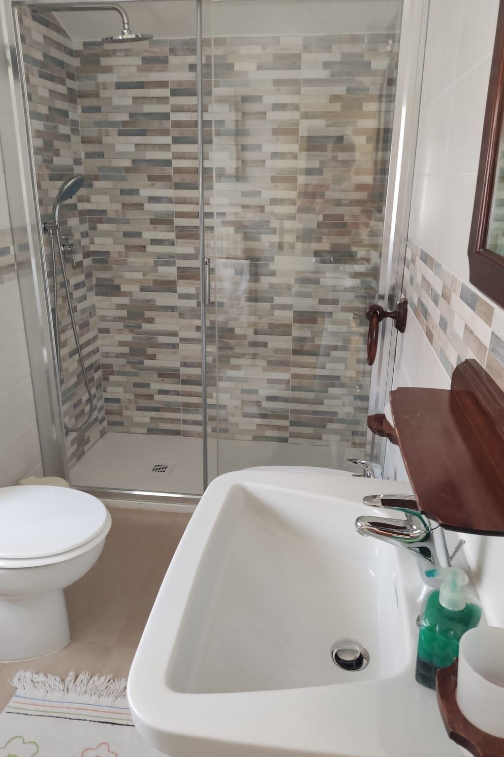 In Salò mit Grill, Terrasse und Garten-Binnen