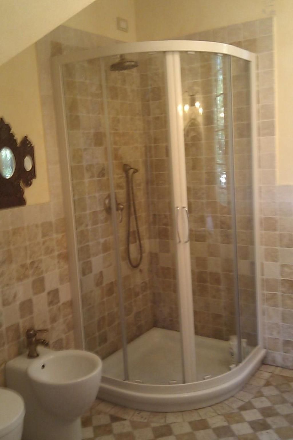 Wohnung mit Grill, Pool und Terrasse-Binnen