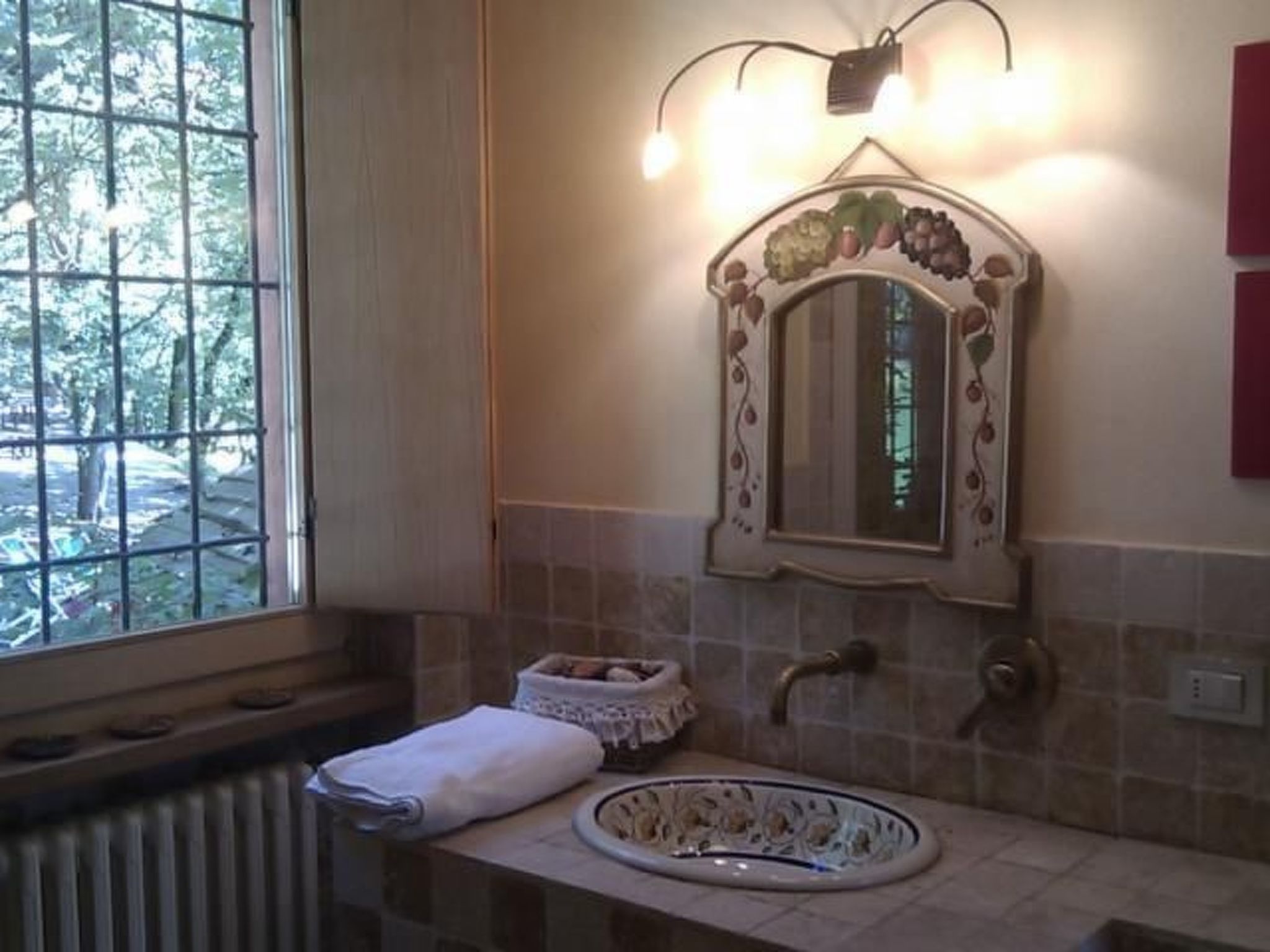 Wohnung mit Grill, Pool und Terrasse-Binnen