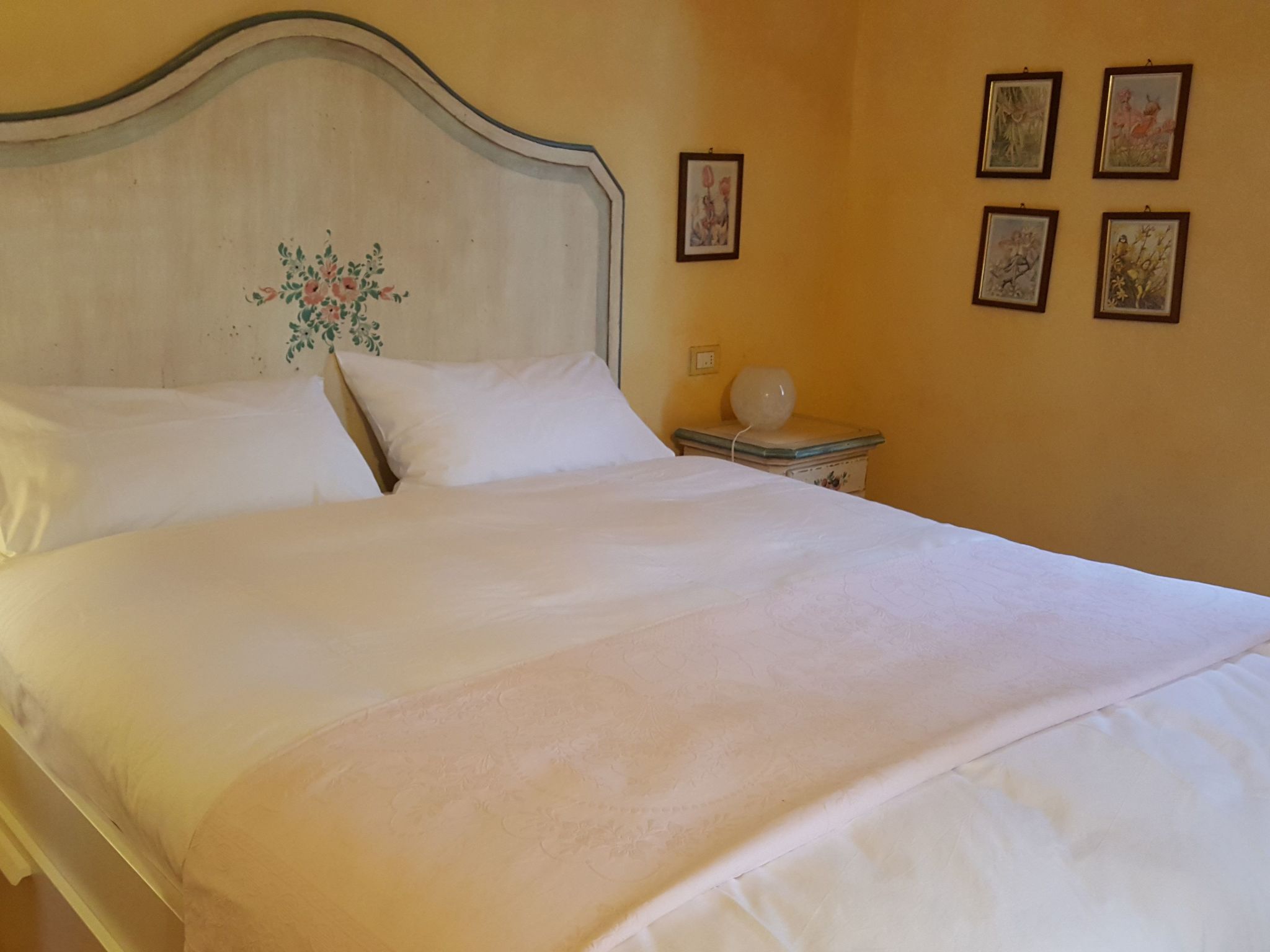 Wohnung mit Grill, Pool und Terrasse-Binnen