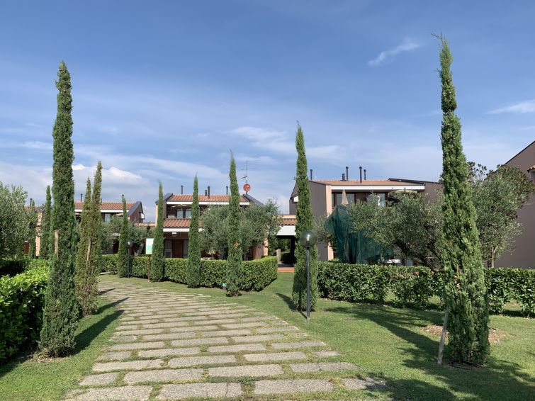 Op 1,0 km van het strand: Knus appartement in Moniga del Garda in Moniga del Garda