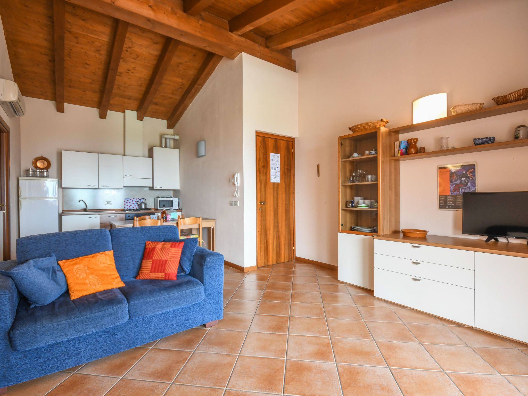 Wohnung in Moniga Del Garda mit Seeblick-Binnen