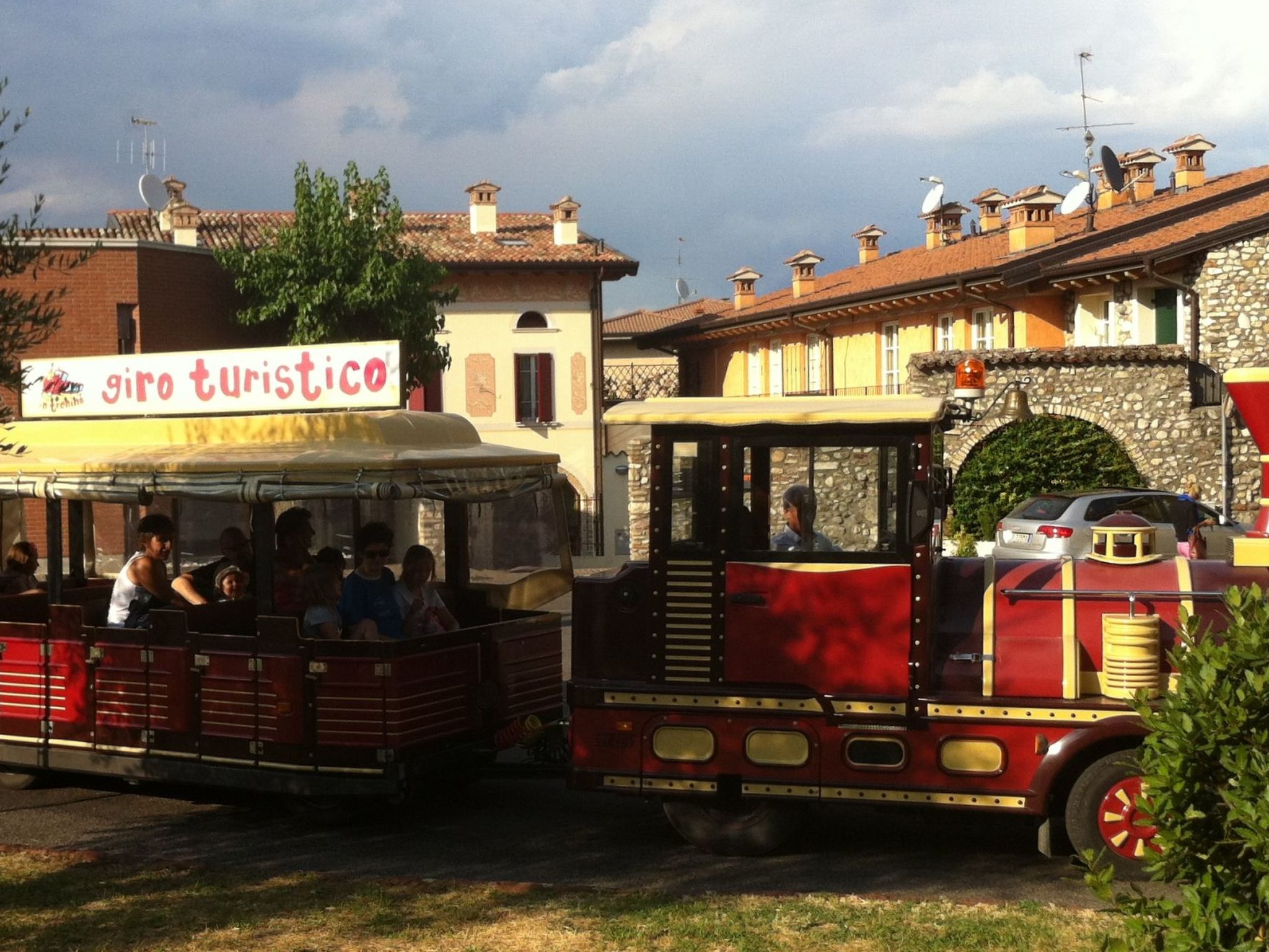 Wunderschöne Wohnung mit Garten und Grill-Image-tags.info