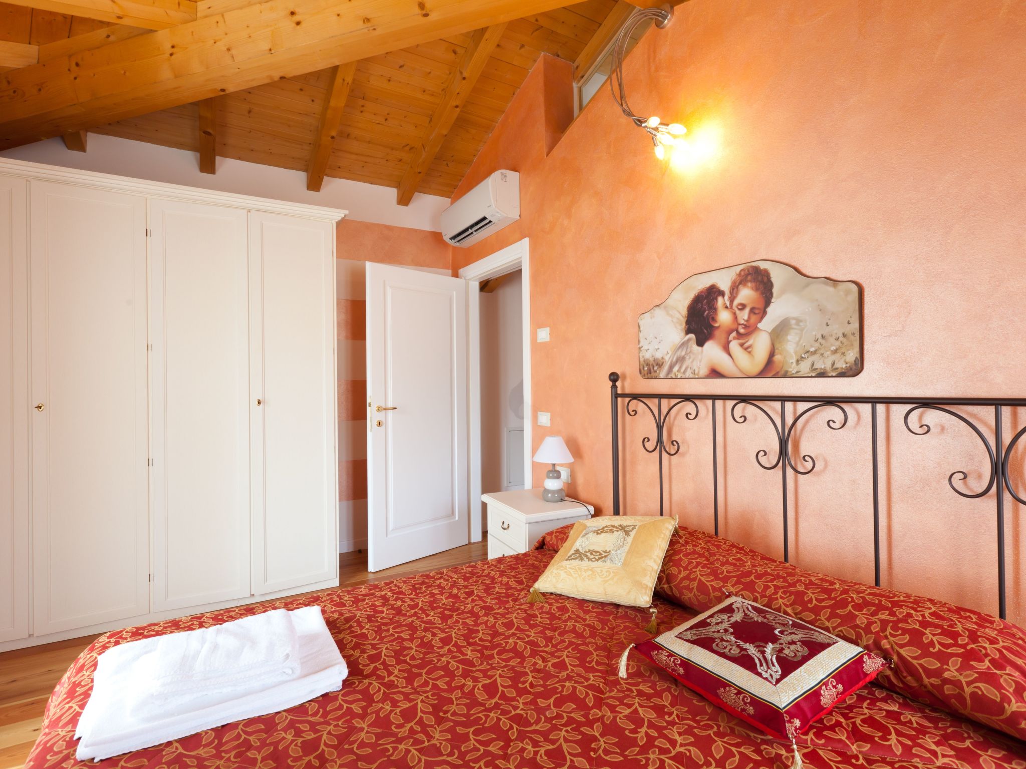 Loft in San Felice Del Benaco mit Terrasse-Image-tags.info