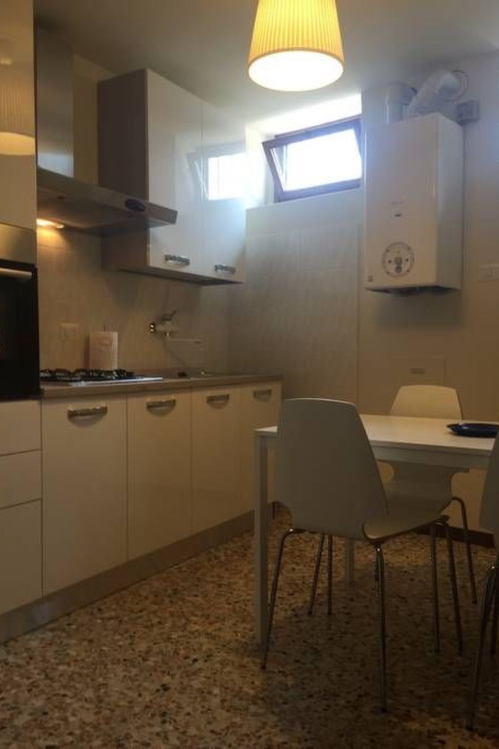 Wohnung mit Wi-Fi-Drinnen