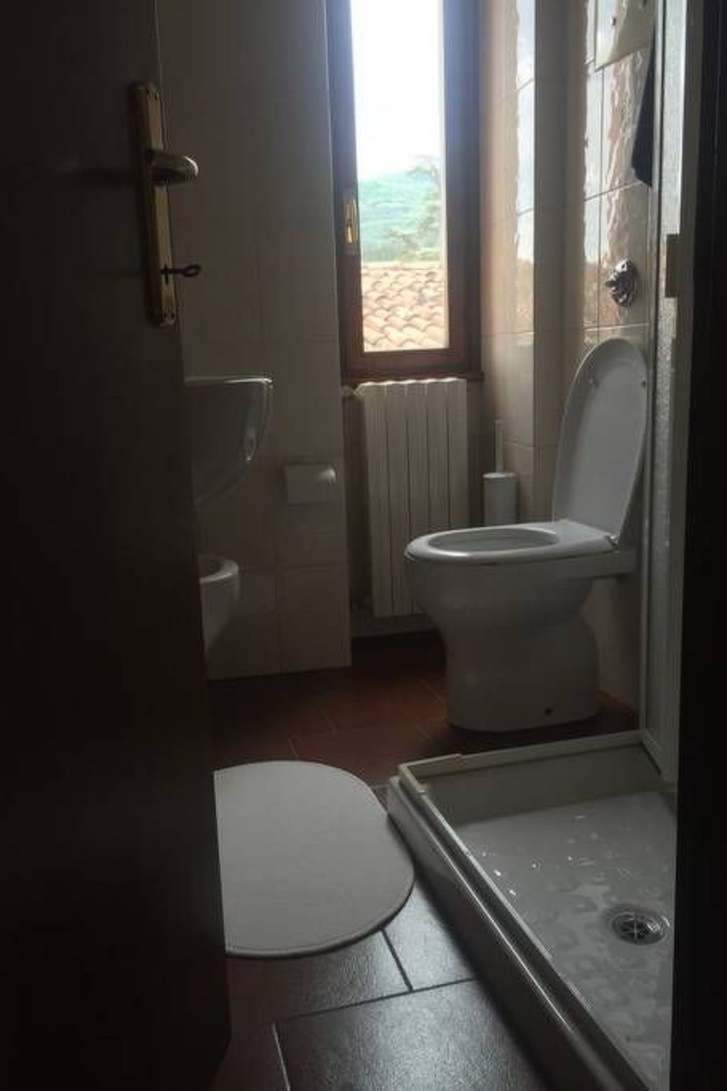 Wohnung mit Wi-Fi-Drinnen