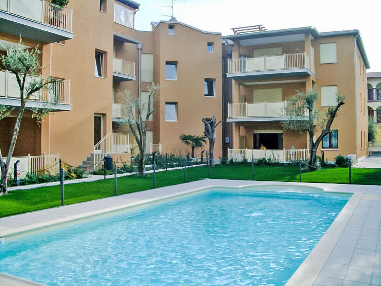 5-persoons appartement Il Piccolo direct aan het strand in Toscolano in Toscolano Maderno