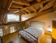 Apartment Borgo Alba Chiara