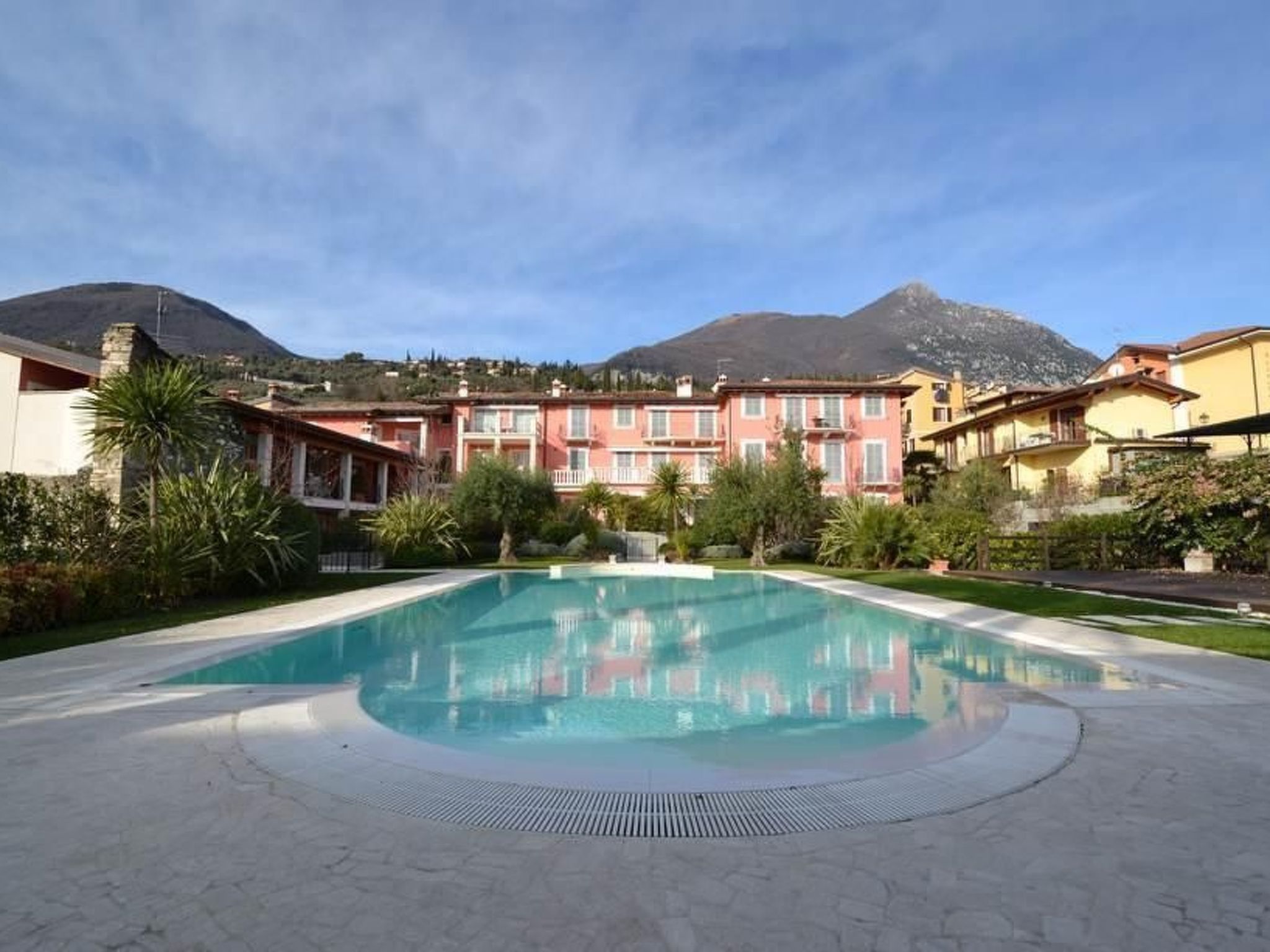 Stilvolle Wohnung in Toscolano Maderno-Binnen