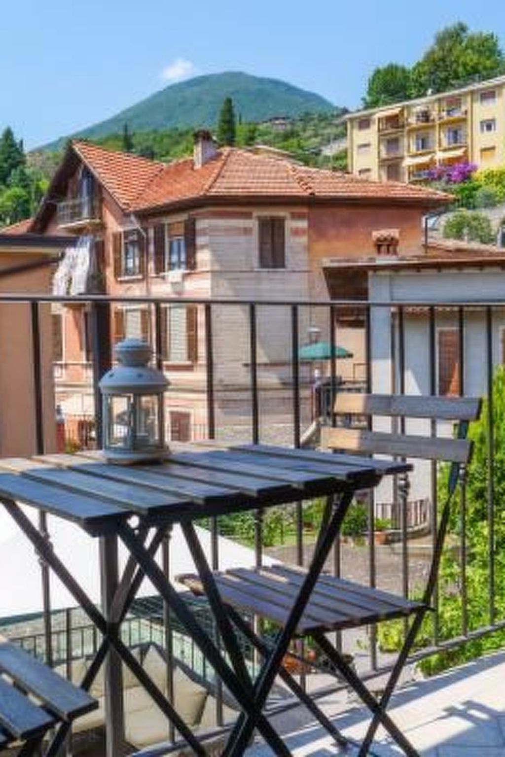 Orange' Wohnung mit privater Terrasse-Binnen