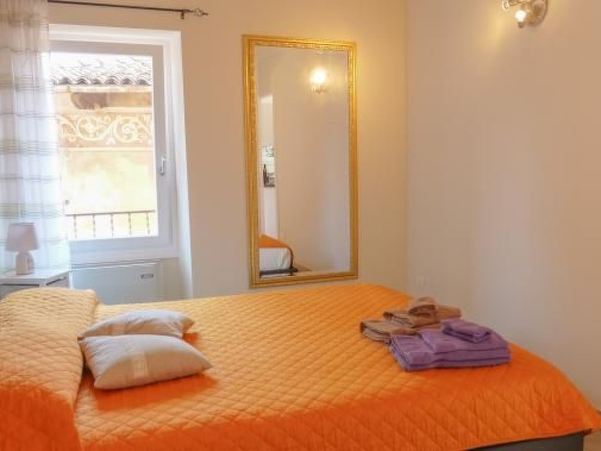 'Ca' due Olivi' mit eigener Terrasse-Binnen