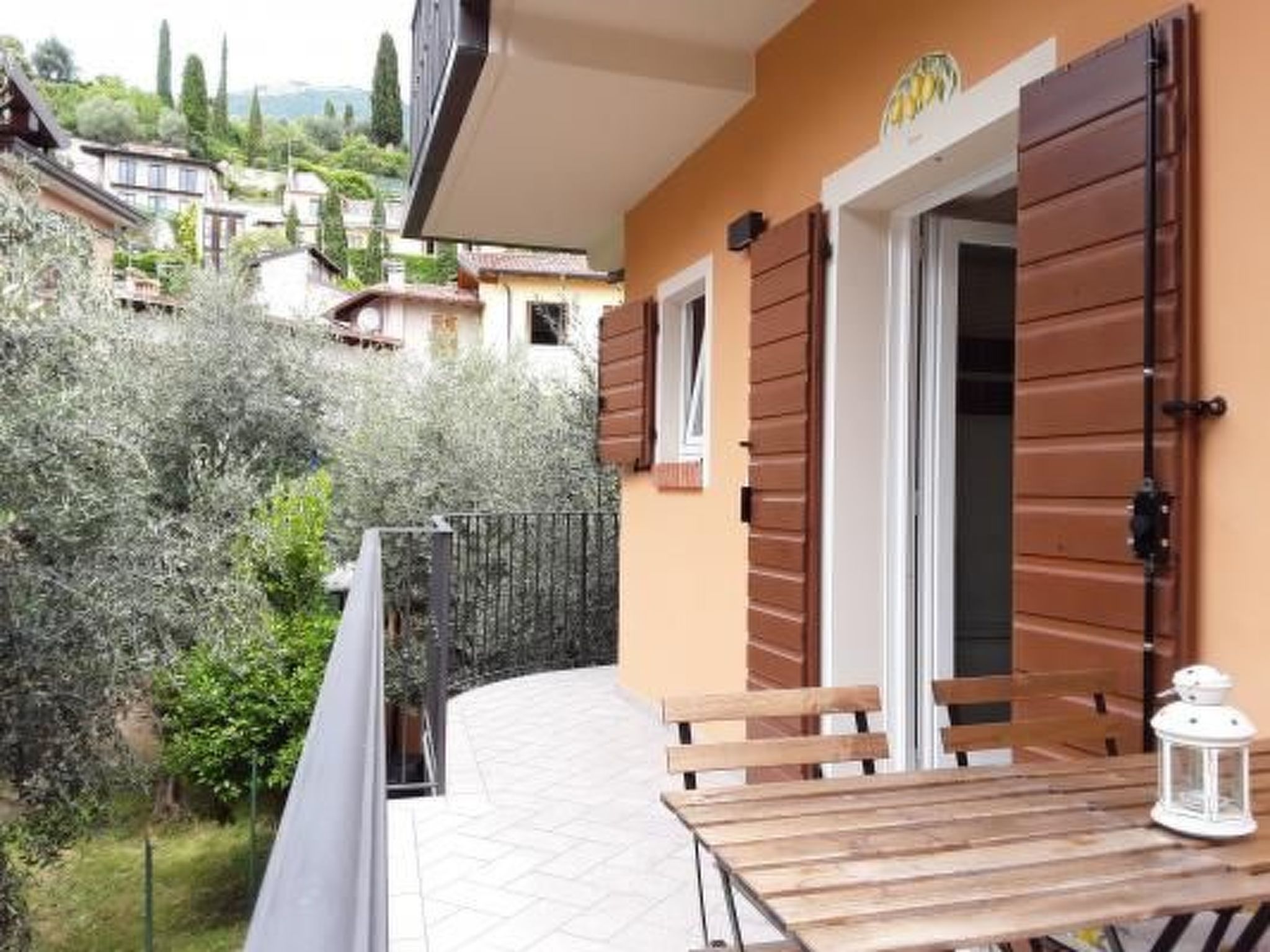 'Ca' due Olivi' mit eigener Terrasse-Binnen