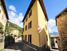 Authentiek appartement in berggehucht Formaga, 8 km van Gardameer - thumbnail 4