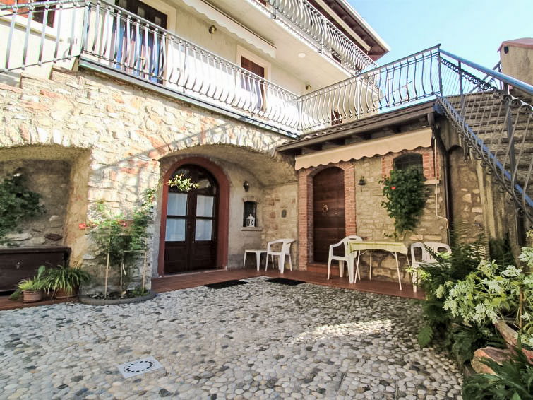 Search and Stay destination Provincia di Brescia, Lombardia - Italy from AU$ 87. Adalgisa