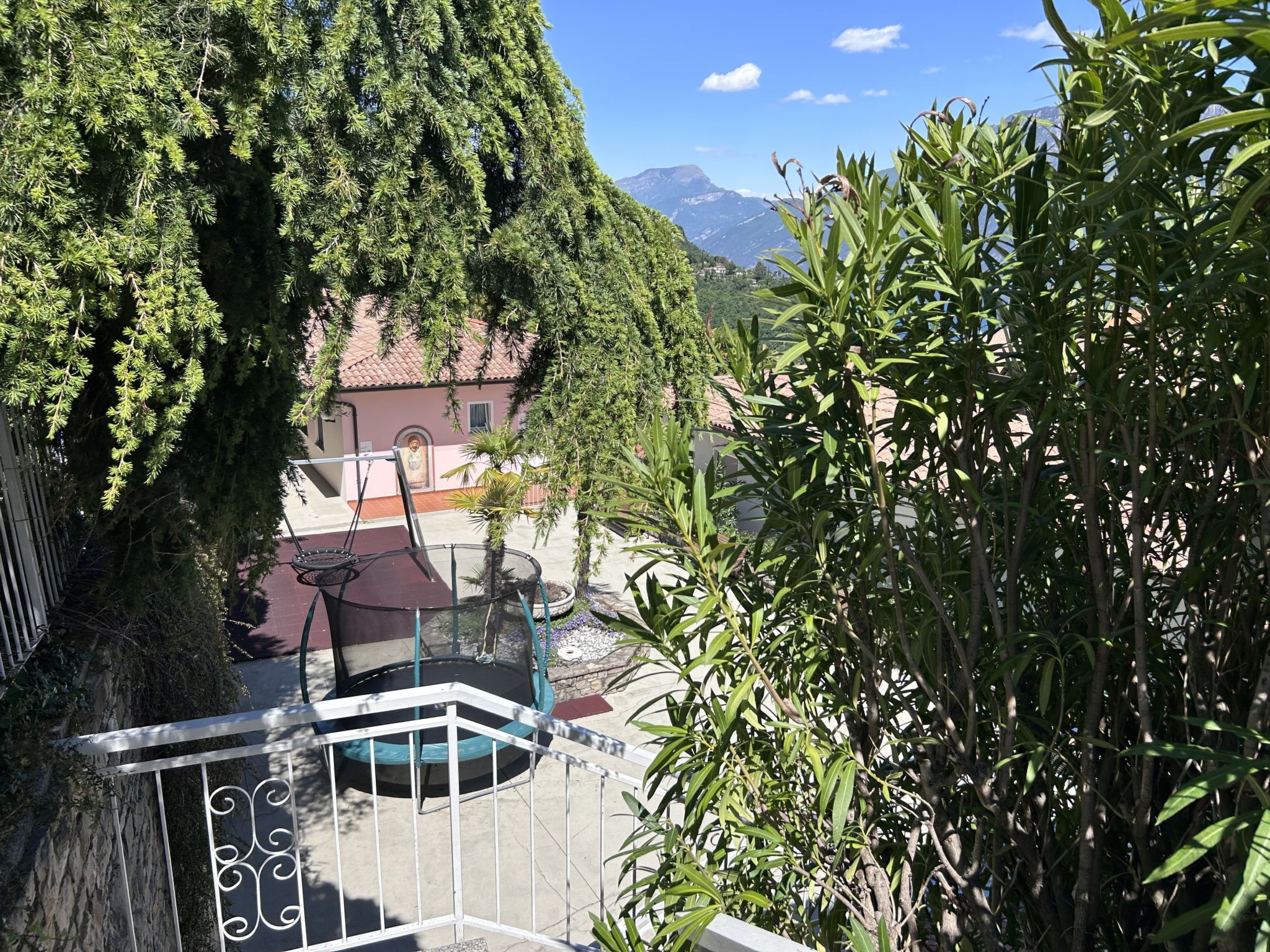 Piccola Italia - Outside