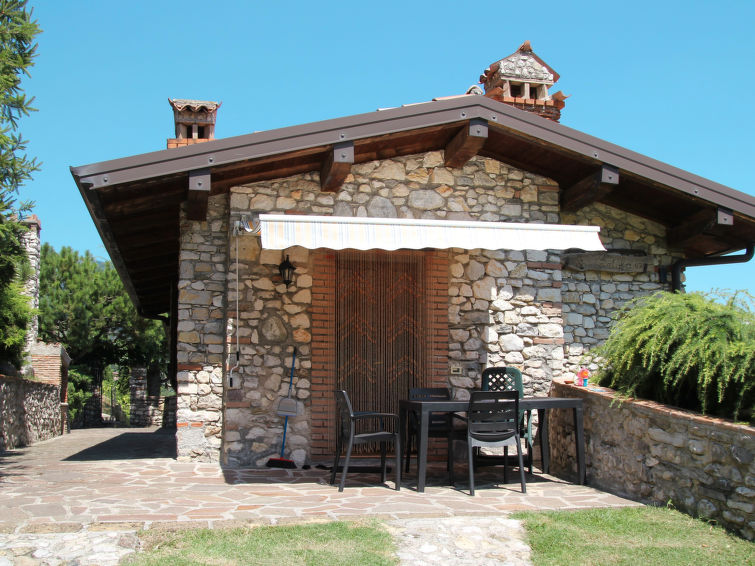 Search and Stay destination Voiandes, Lombardia - Italy from AU$ 142. La Tartufaia