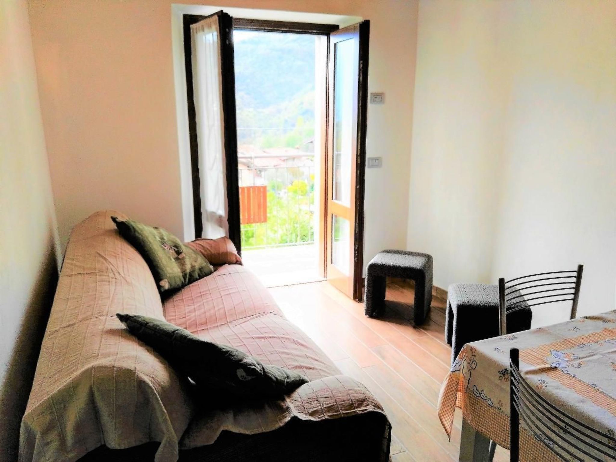 Arthur' Wohnung mit Blick aufs Wasser-Image-tags.info