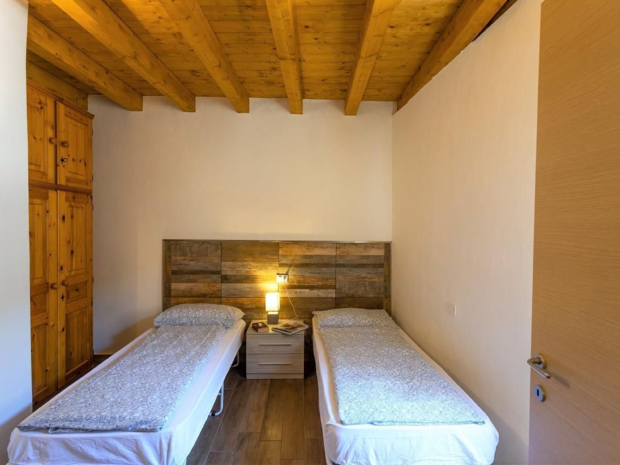 Arthur' Wohnung mit Blick aufs Wasser-Image-tags.info