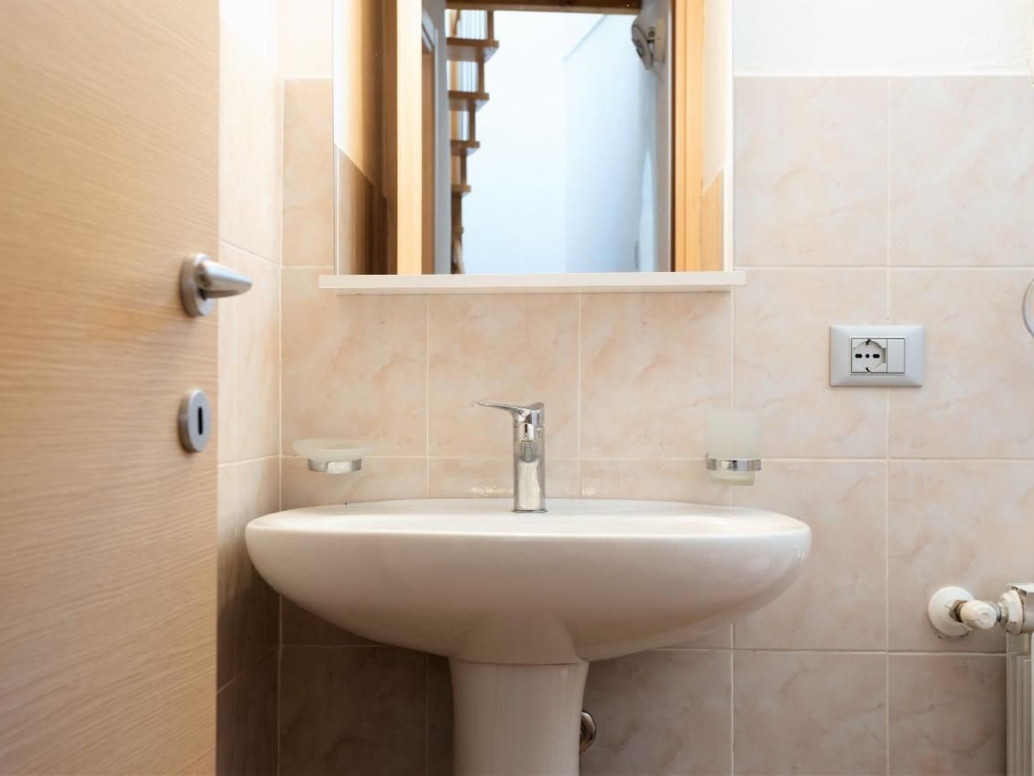 Arthur' Wohnung mit Blick aufs Wasser-Image-tags.info