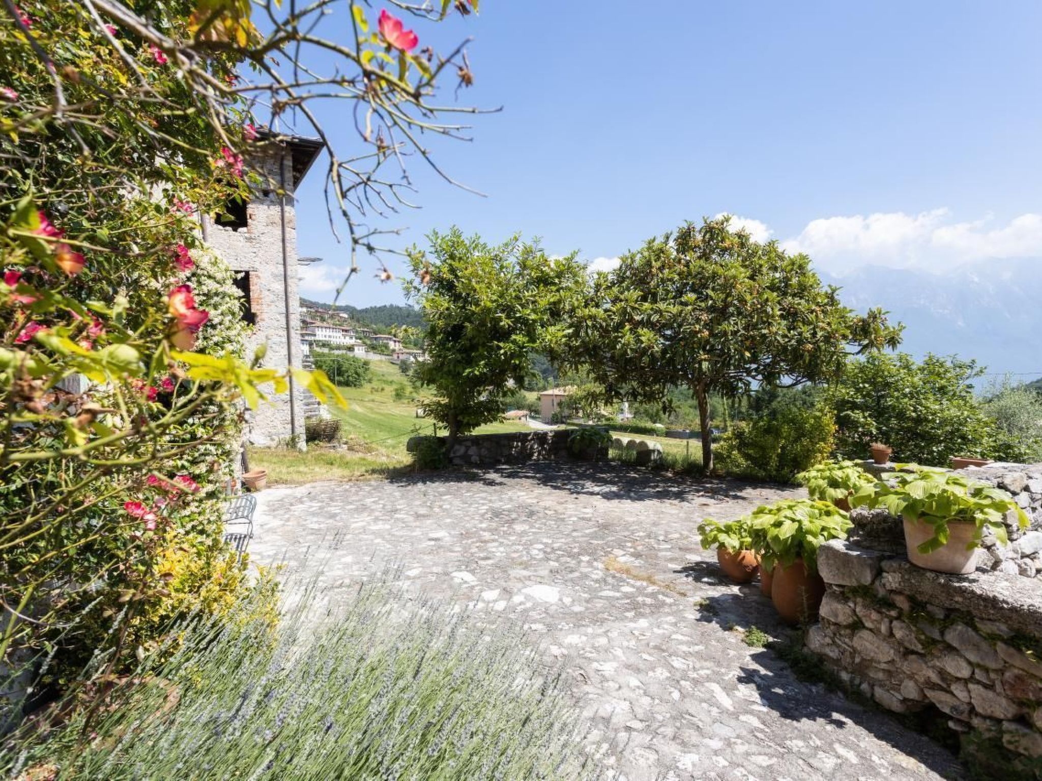 Antica Corte Ginevra-Ap.Lancillotto Gardasee-Image-tags.info