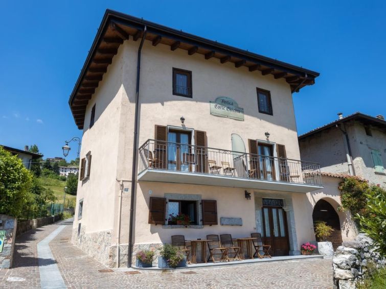 7-persoons appartement met bergzicht in Limone sul Garda in Limone sul Garda