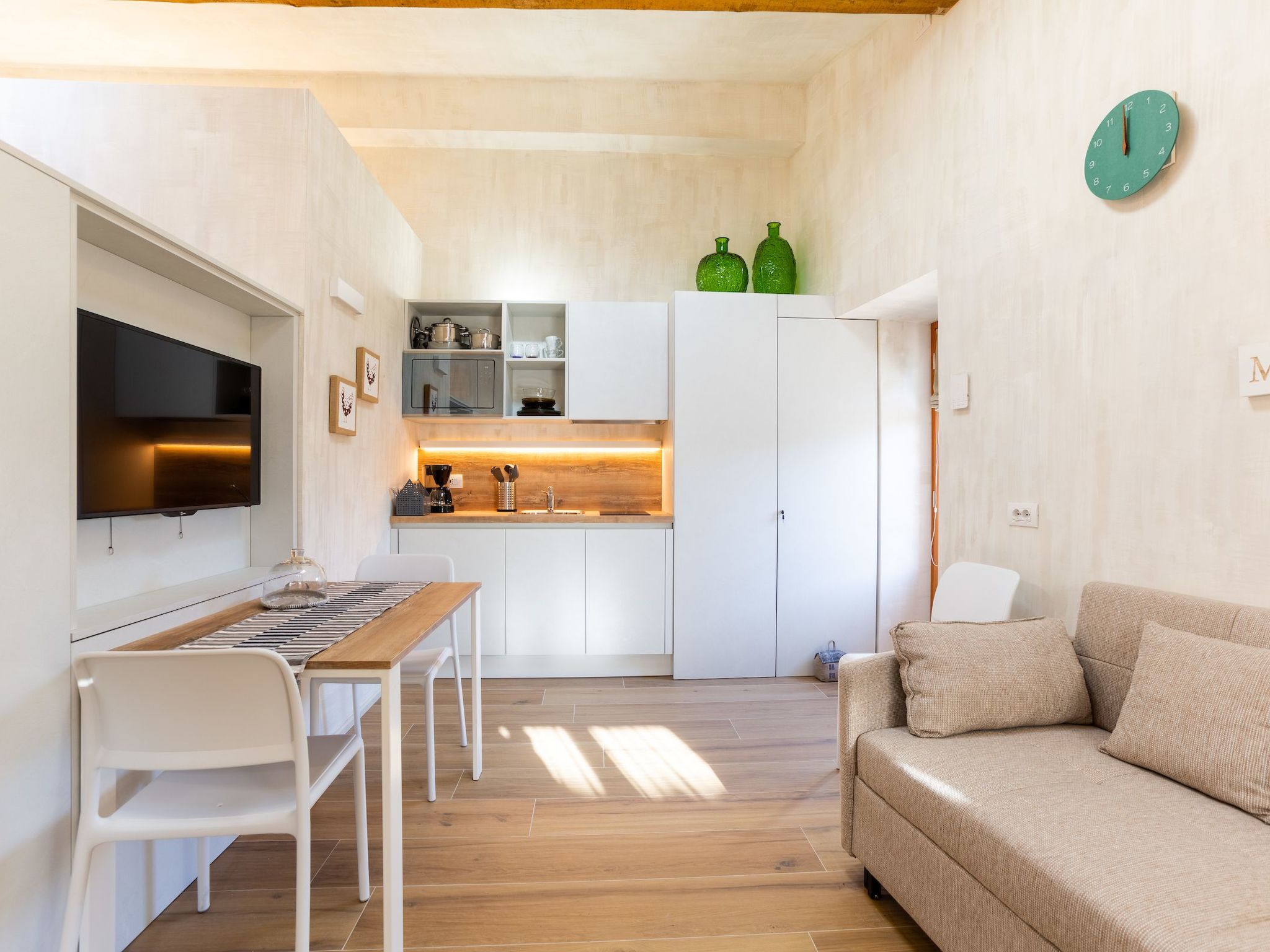 Wohnung in Voltino mit Privatparkplatz-Image-tags.info