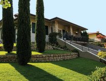 Villa Panoramica: Luxe vrijstaande villa met uitzicht op het Gardameer - thumbnail 1