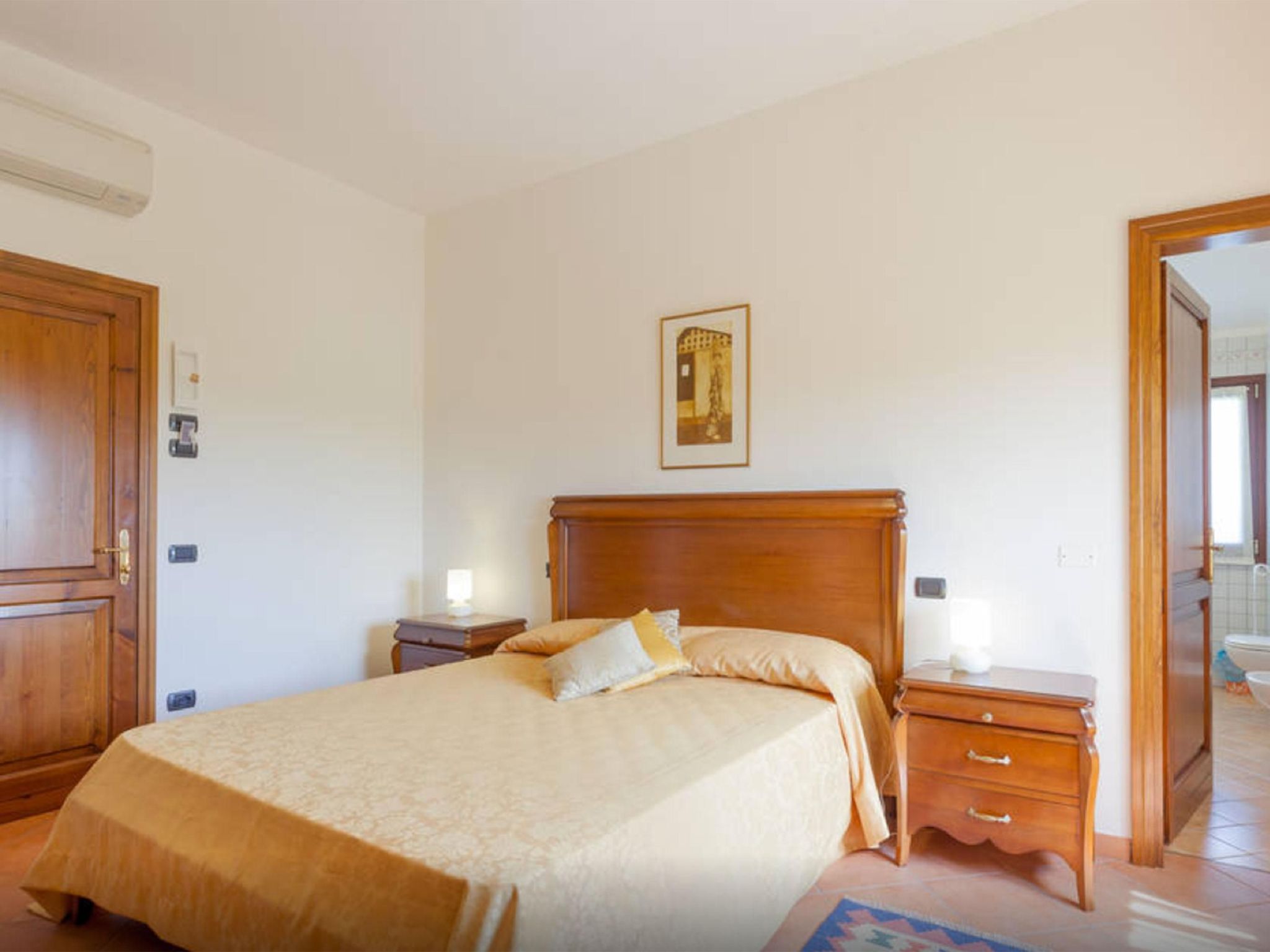 "Cascina Tabachera-Drinnen