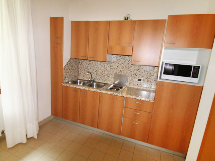 APARTMENT ENGLOVACANZE
