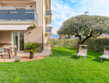 Modern vakantiehuis voor 8 personen nabij Riva del Garda met bergzicht - thumbnail 6