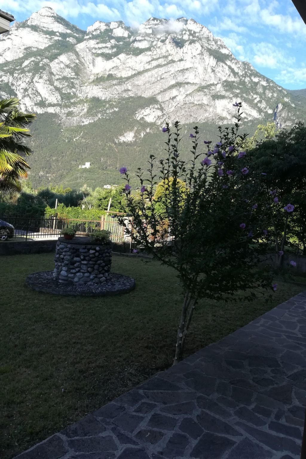 Villa im Grünen in Riva del Garda mit Terrasse-Dedans