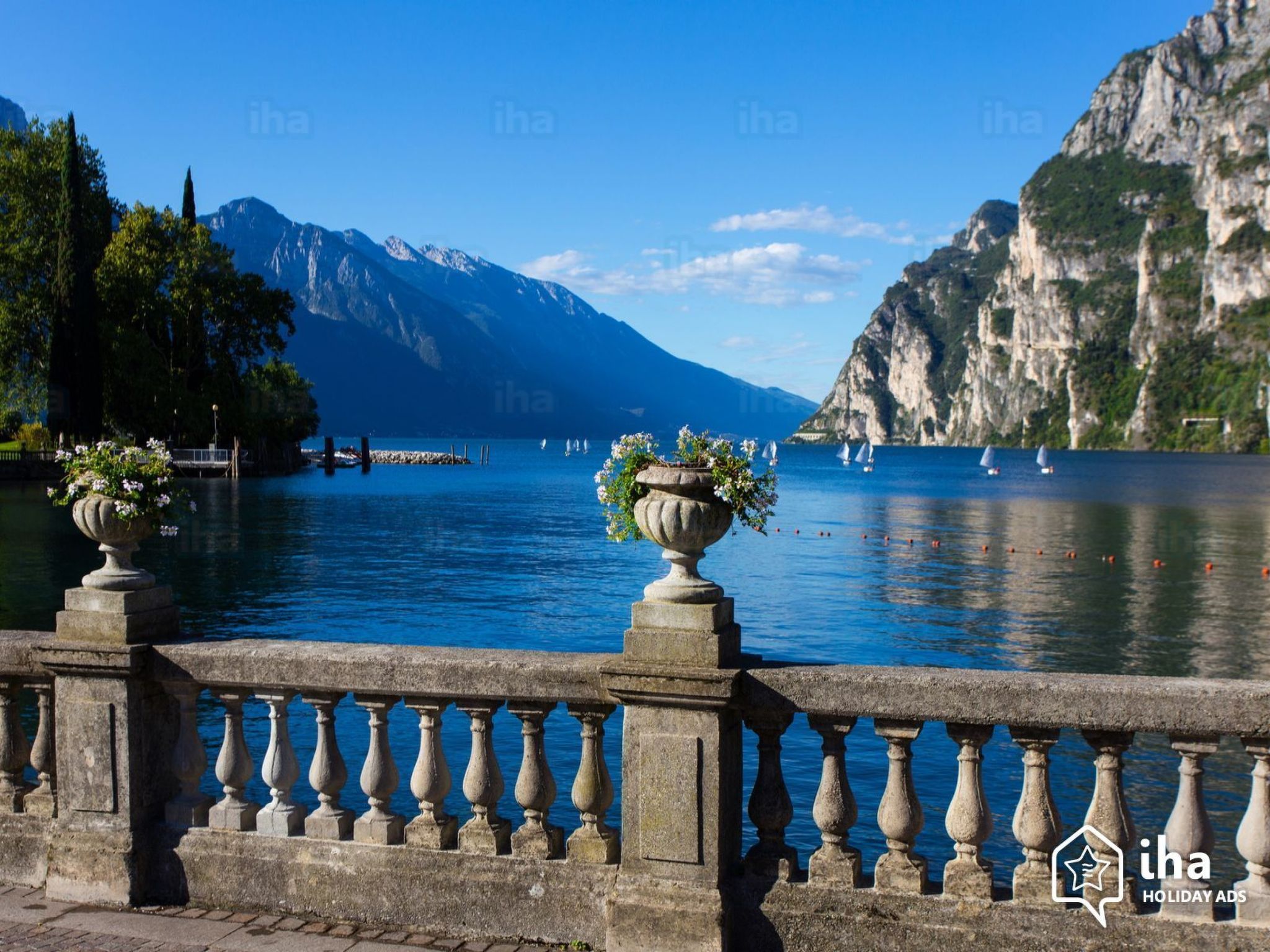 Villa im Grünen in Riva del Garda mit Terrasse-Dedans