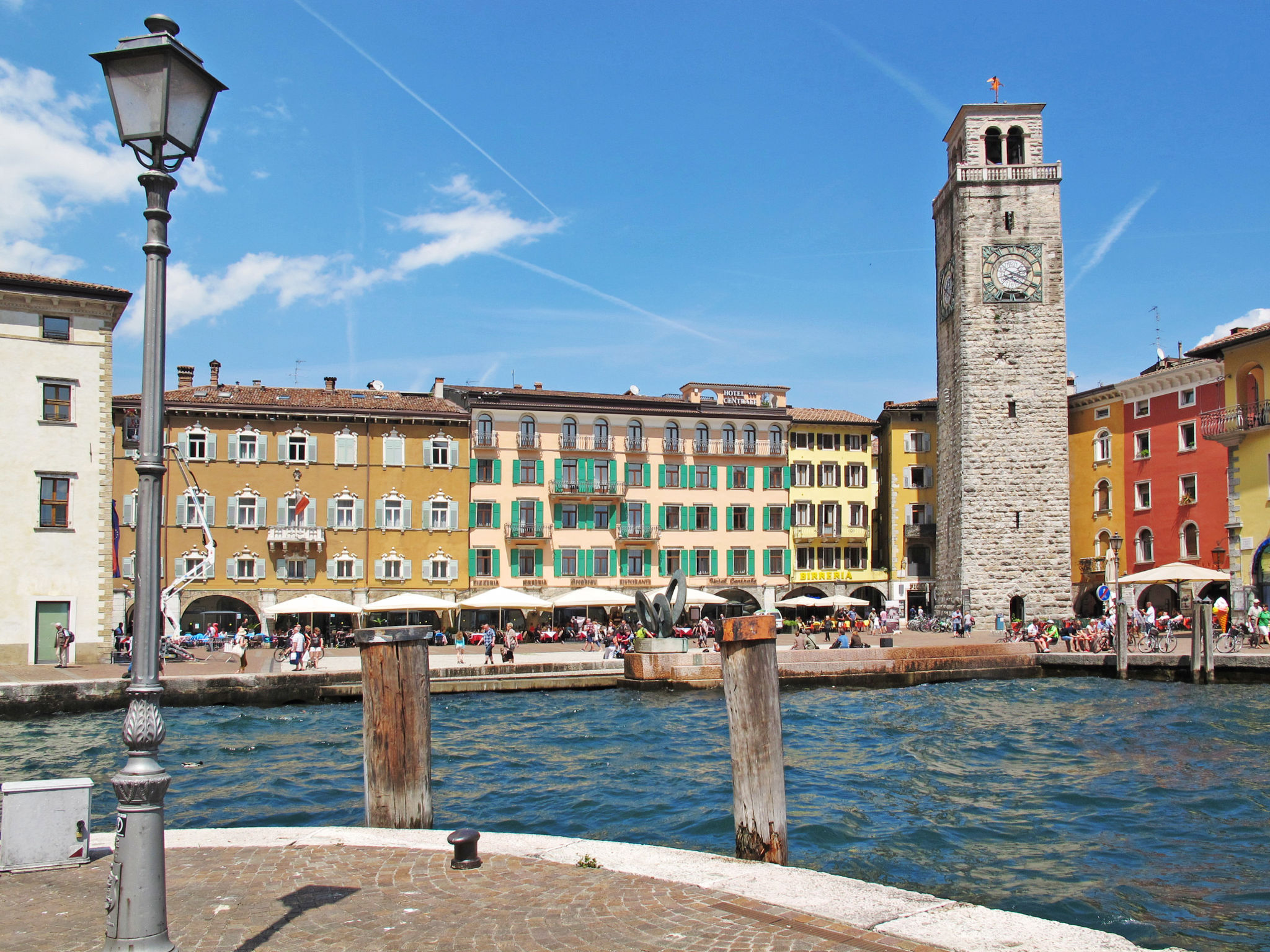 Villa im Grünen in Riva del Garda mit Terrasse-Environnement