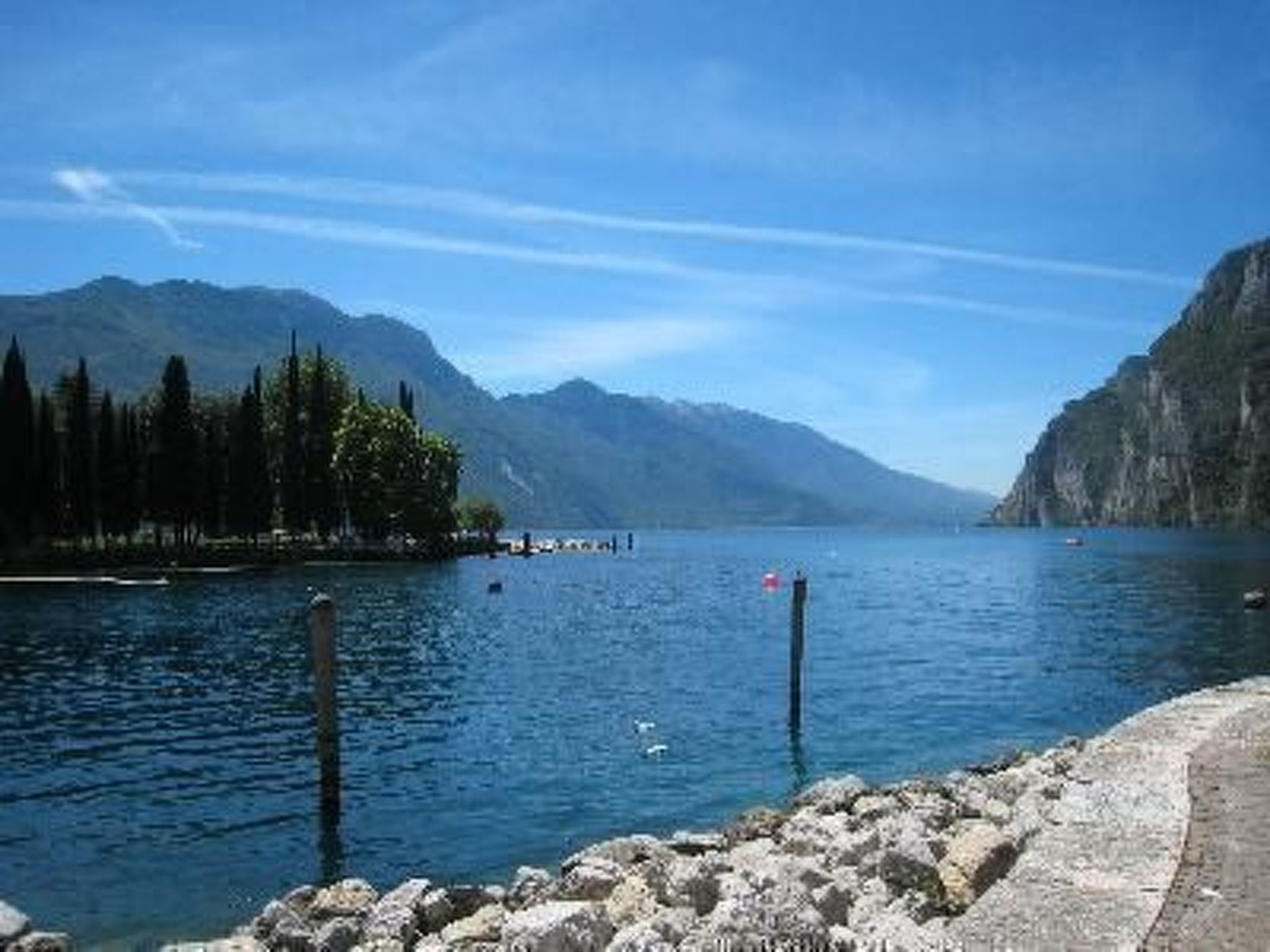 Schönes Dachgeschosszimmer mit großem Balkon BV5-Inside